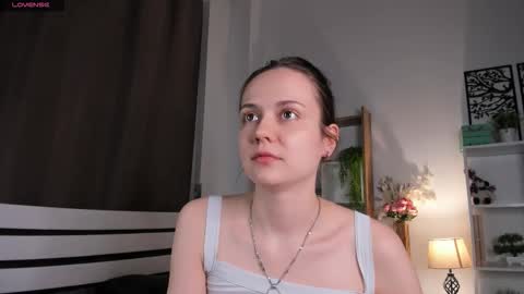 Elis 3 online show from December 20, 9:19 pm