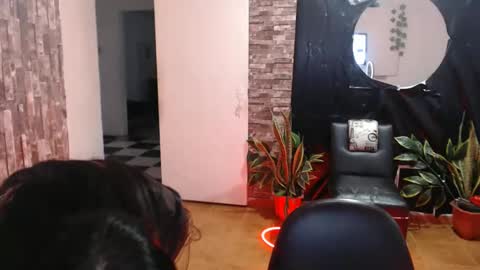 ELA  online show from February 14, 12:30 am