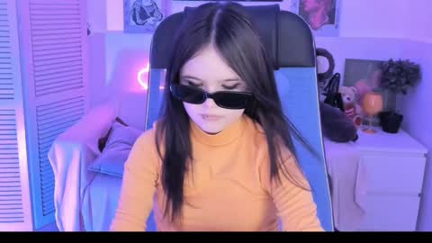 Your sweet girl online show from October 27, 12:17 am