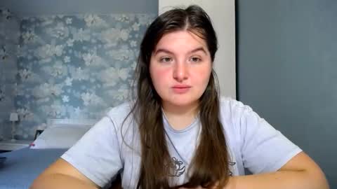 Elanis online show from April 25, 9:23 am