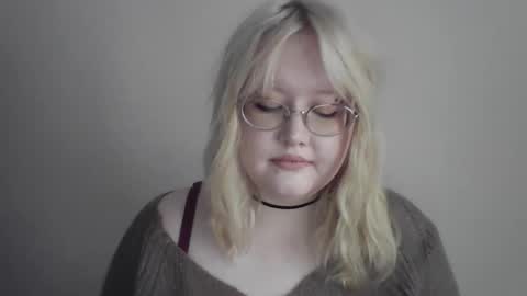 elayne_sweet online show from February 24, 8:02 am