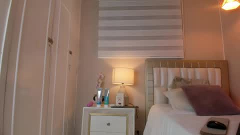 ELECTRA online show from April 15, 9:26 pm