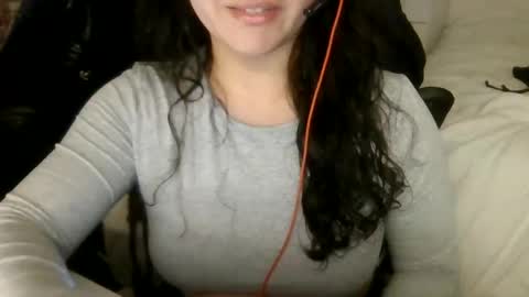 Elenasweetass online show from February 2, 6:37 am