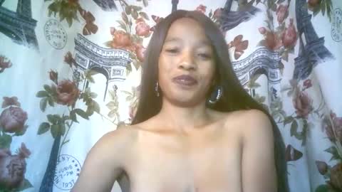 elenah013 online show from October 18, 7:22 am