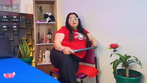 elenna_boobs_ online show from February 18, 3:38 am