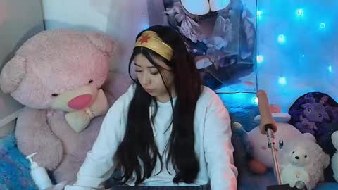 miu  online show from October 6, 9:04 am