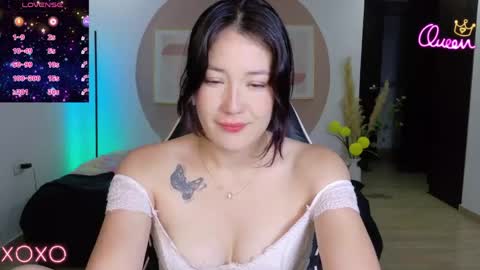 eliiih_ online show from June 2, 9:21 am
