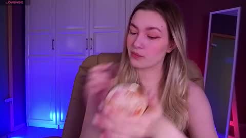 Elina online show from September 17, 1:14 am