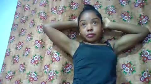 elisa531052 online show from March 2, 5:19 am