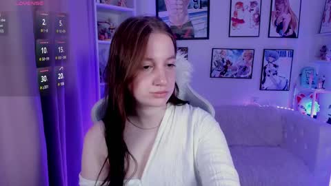 your sweet Lisa online show from June 5, 6:28 am