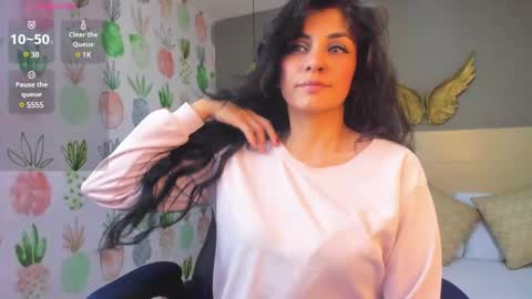 E L I S S A online show from January 9, 7:08 pm