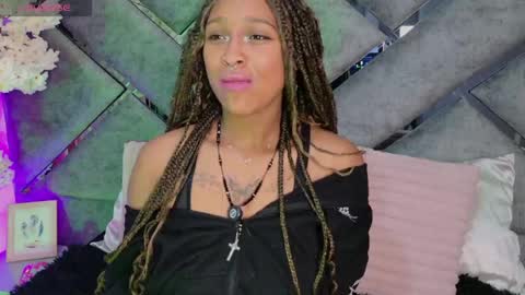 elit noa online show from May 28, 2:42 am