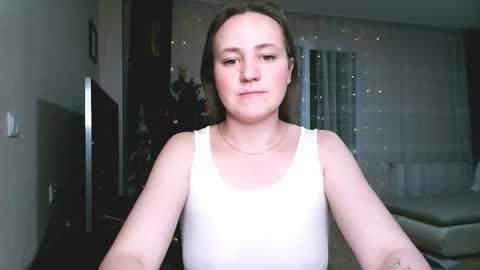 Elizabeth online show from January 10, 10:03 pm