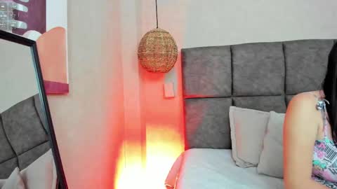 elizabeth online show from September 22, 7:01 pm