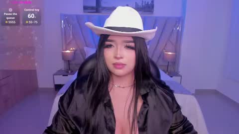elizabeth online show from June 18, 7:41 pm