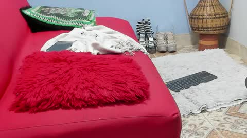 Elizabeth Mathure online show from November 9, 8:21 am