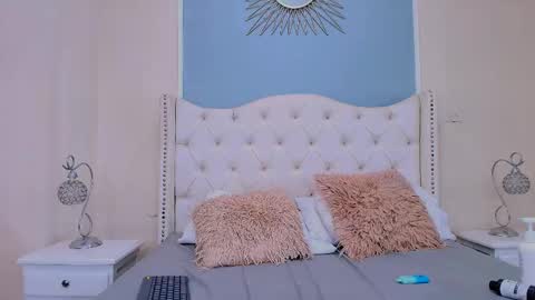 Elizabeth  online show from March 26, 10:44 pm