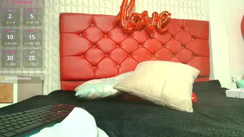 elizabetth_roman online show from March 24, 8:14 pm