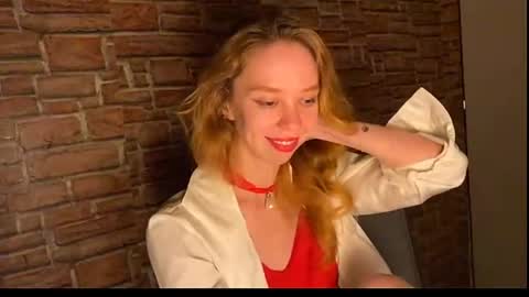 Eliza online show from July 8, 7:16 pm