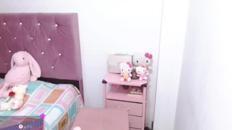 Ella  online show from September 13, 6:32 am