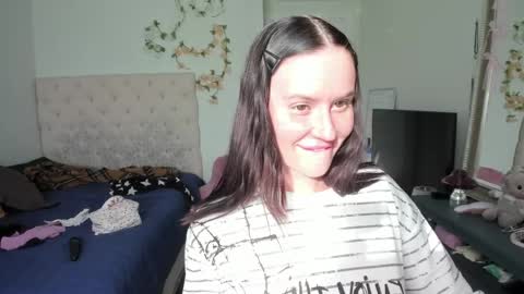 ELLA online show from April 10, 2:23 pm