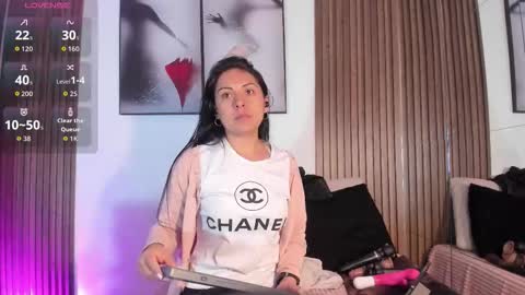 ella rouse online show from October 13, 1:36 pm