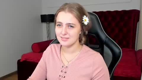 EllaBells online show from June 26, 11:11 am
