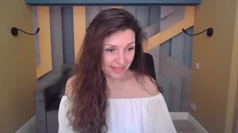 EllaLongs online show from March 8, 1:04 pm