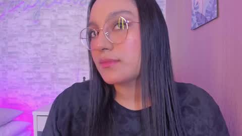 Ella online show from February 22, 4:07 am