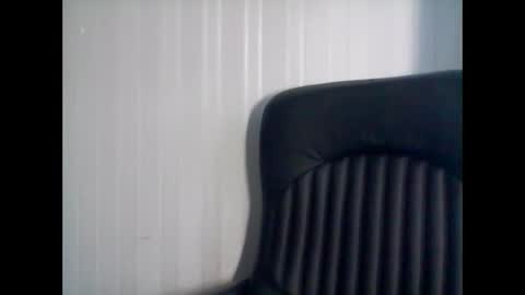 elle010843 online show from February 20, 9:22 am