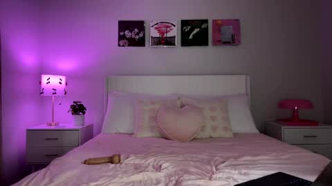 Ellebby7 online show from February 1, 3:41 am