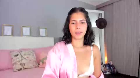 ellie online show from April 30, 8:14 pm