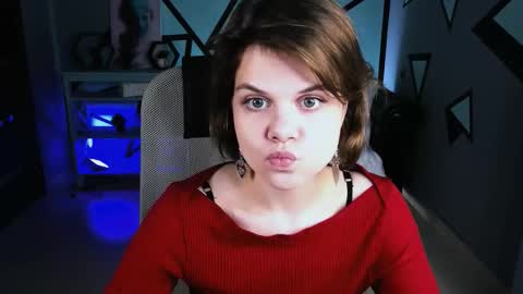 elliemurler online show from November 6, 9:15 am