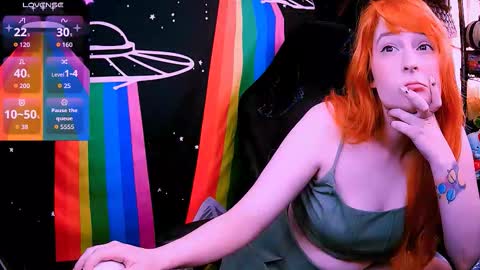 Ellie online show from October 14, 6:21 pm