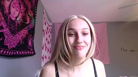 Ellie online show from March 2, 6:47 pm