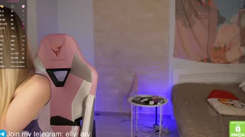 elly_ary online show from February 26, 6:14 pm