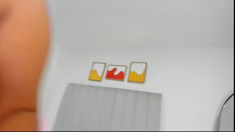 elly online show from January 13, 1:22 am