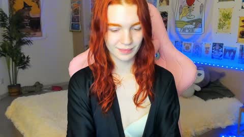 Elly     Fansly  online show from December 10, 5:39 am