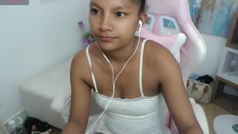 Elly online show from February 24, 12:27 am