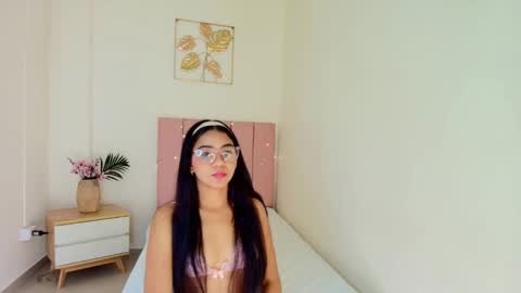 ELMY online show from December 19, 12:19 pm