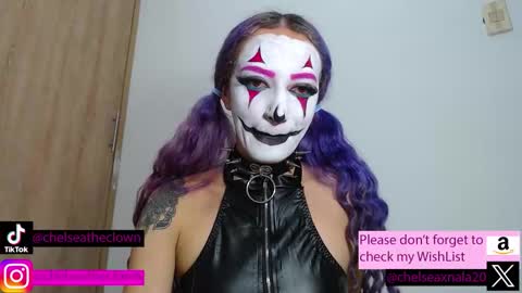 Chelsea  Please help me to reach 100 thumbs up online show from November 11, 6:42 am