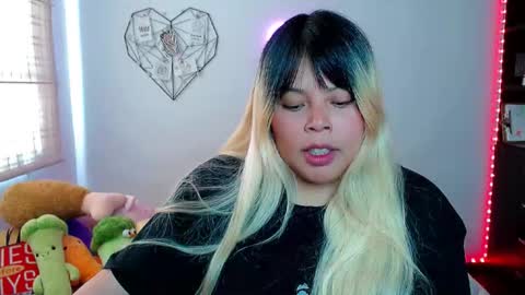 Ely online show from December 17, 6:23 pm