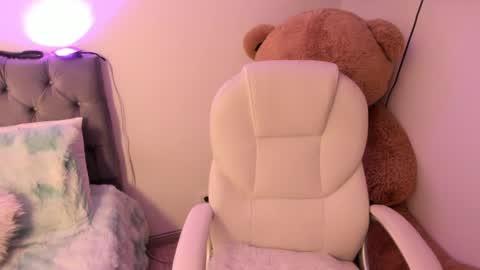 Ross online show from April 15, 11:05 pm