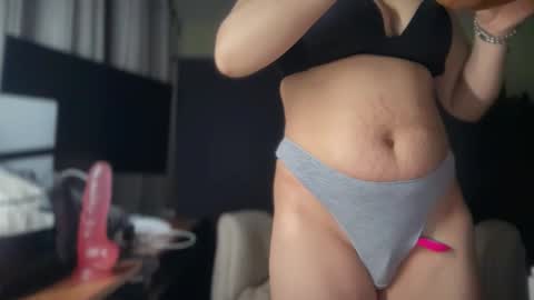 Ema Love online show from January 14, 3:22 am