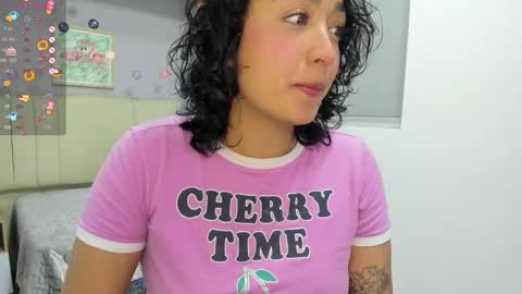 Ema online show from January 4, 1:31 pm