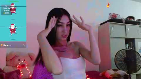 ember57607 online show from November 26, 10:33 pm