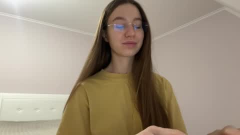 Alina online show from March 25, 6:33 pm