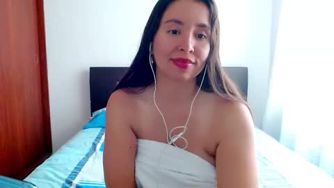 emely_sexx online show from October 17, 6:55 pm