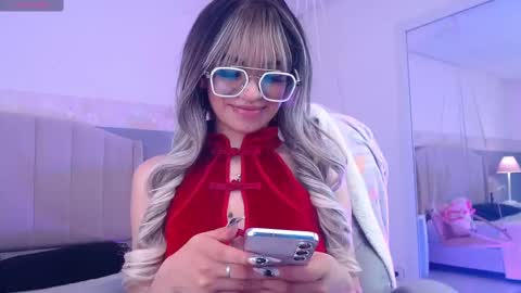 Danna online show from September 28, 9:20 pm