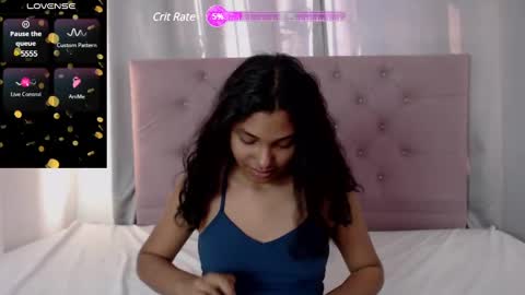 emhily online show from December 4, 8:51 pm